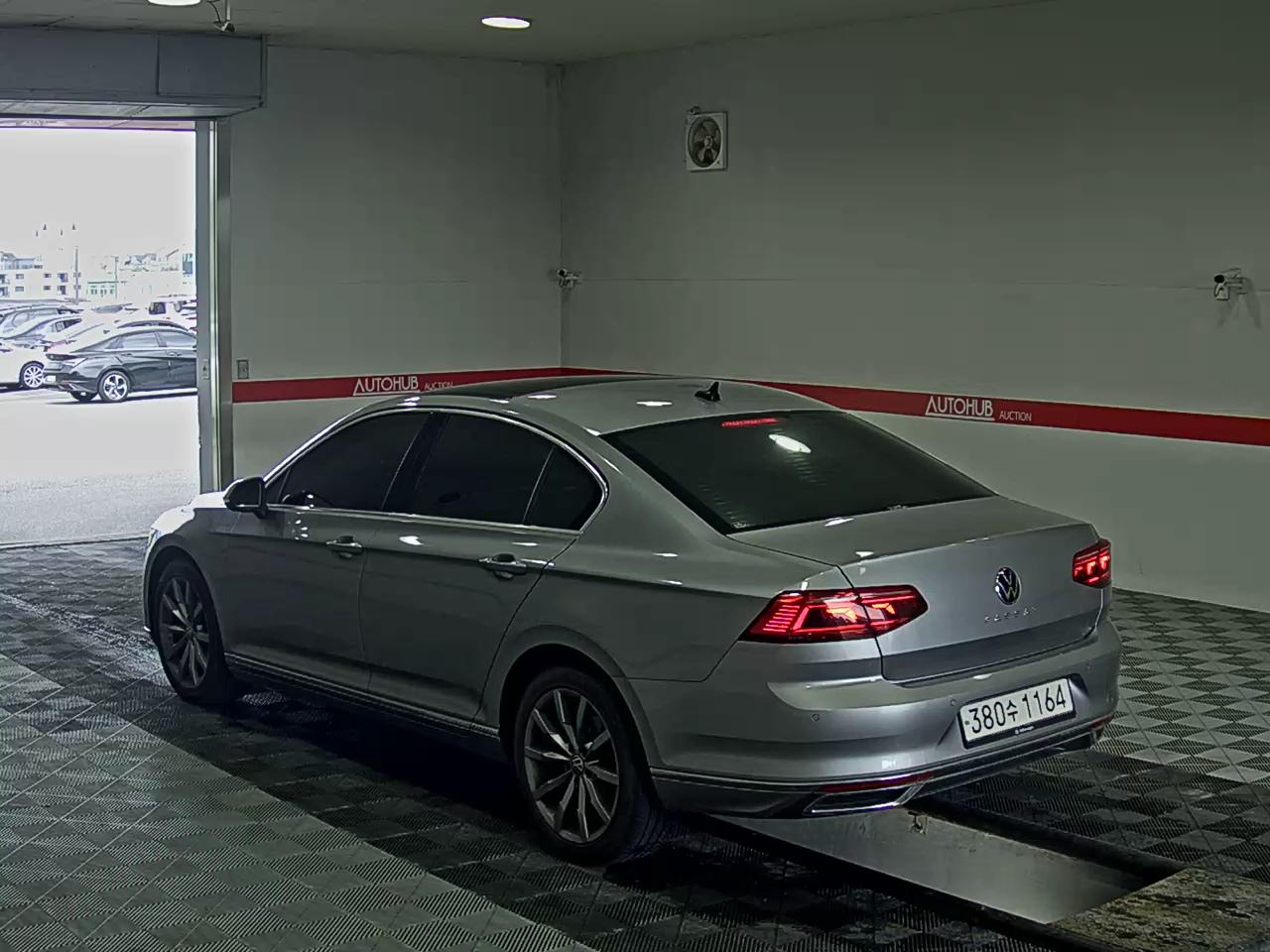 2022 - volkswagen passat