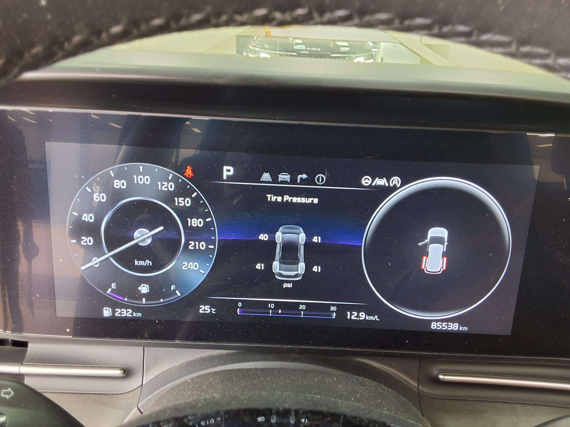 2023 - kia carnival