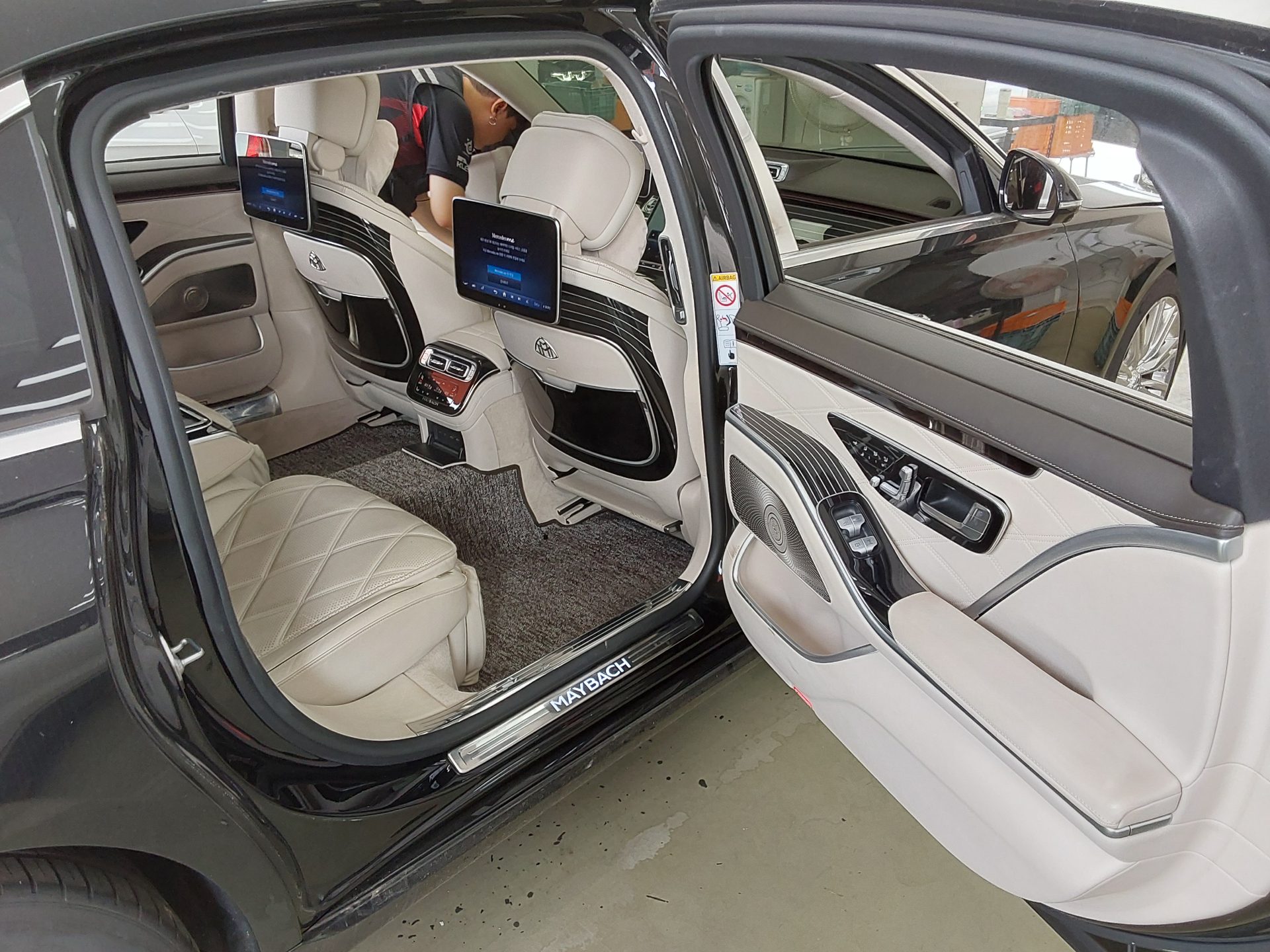 2022 - mercedes-benz s580