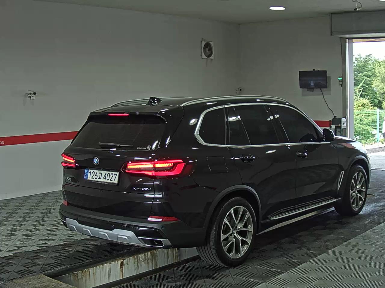 2021 - bmw x5