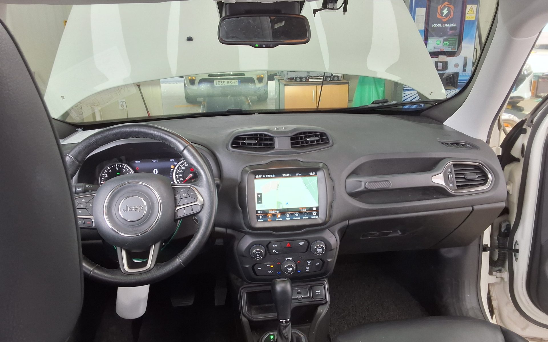 2021 - jeep renegade