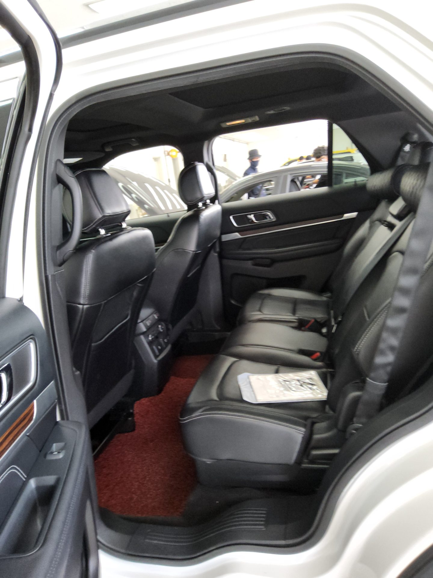 2016 - ford explorer