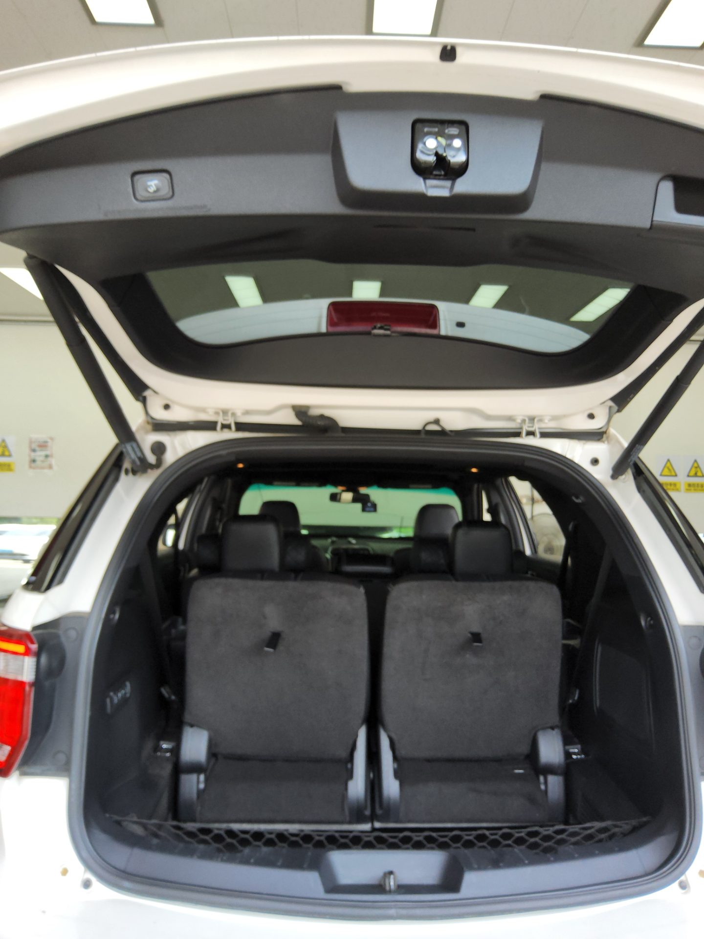 2016 - ford explorer