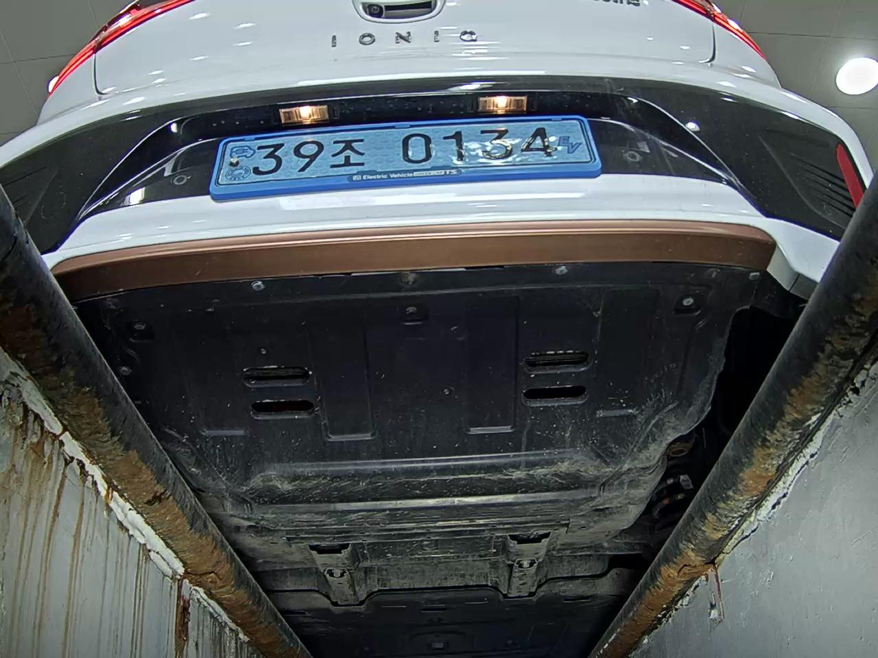 2019 - hyundai ioniq