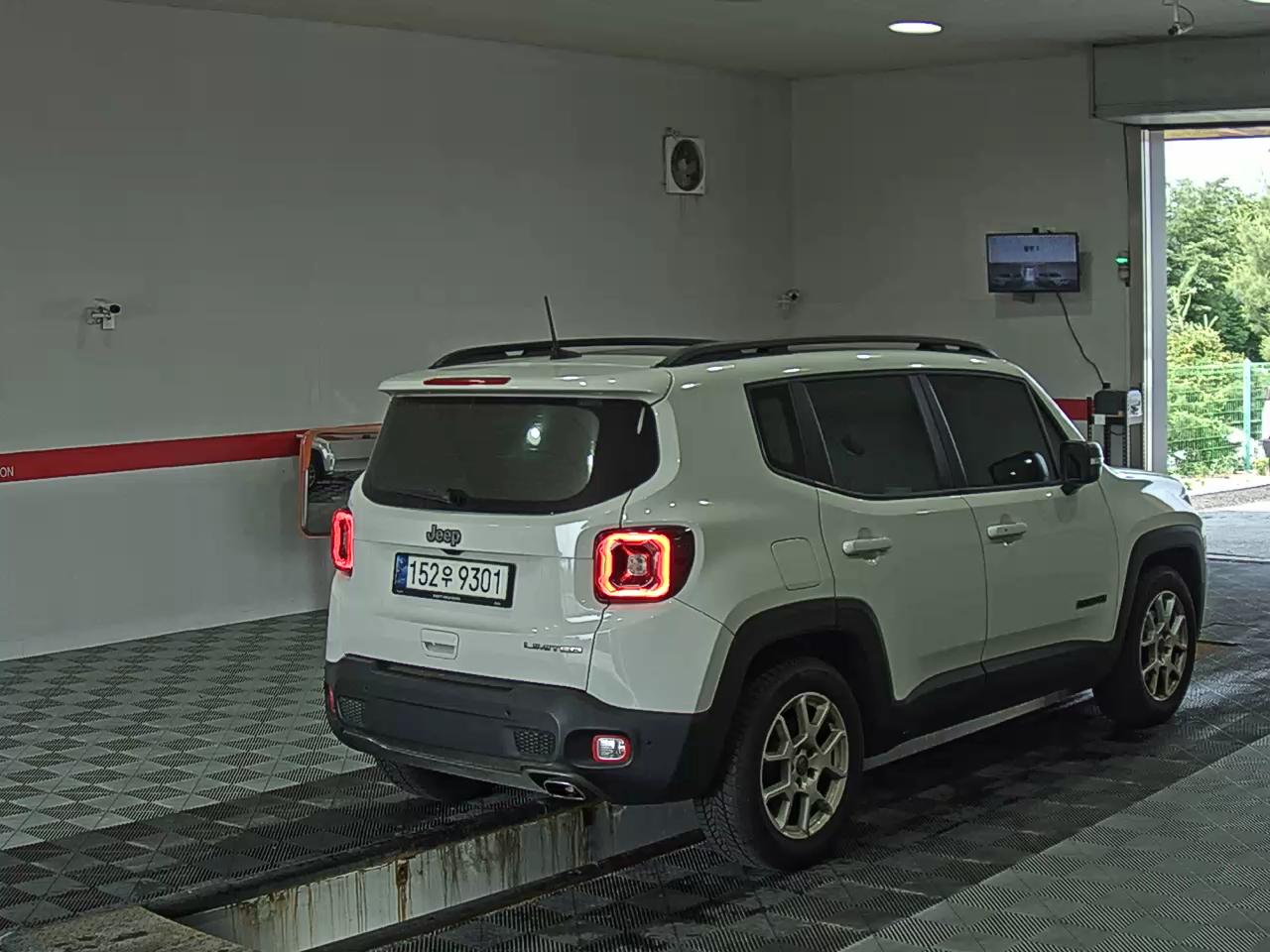2021 - jeep renegade