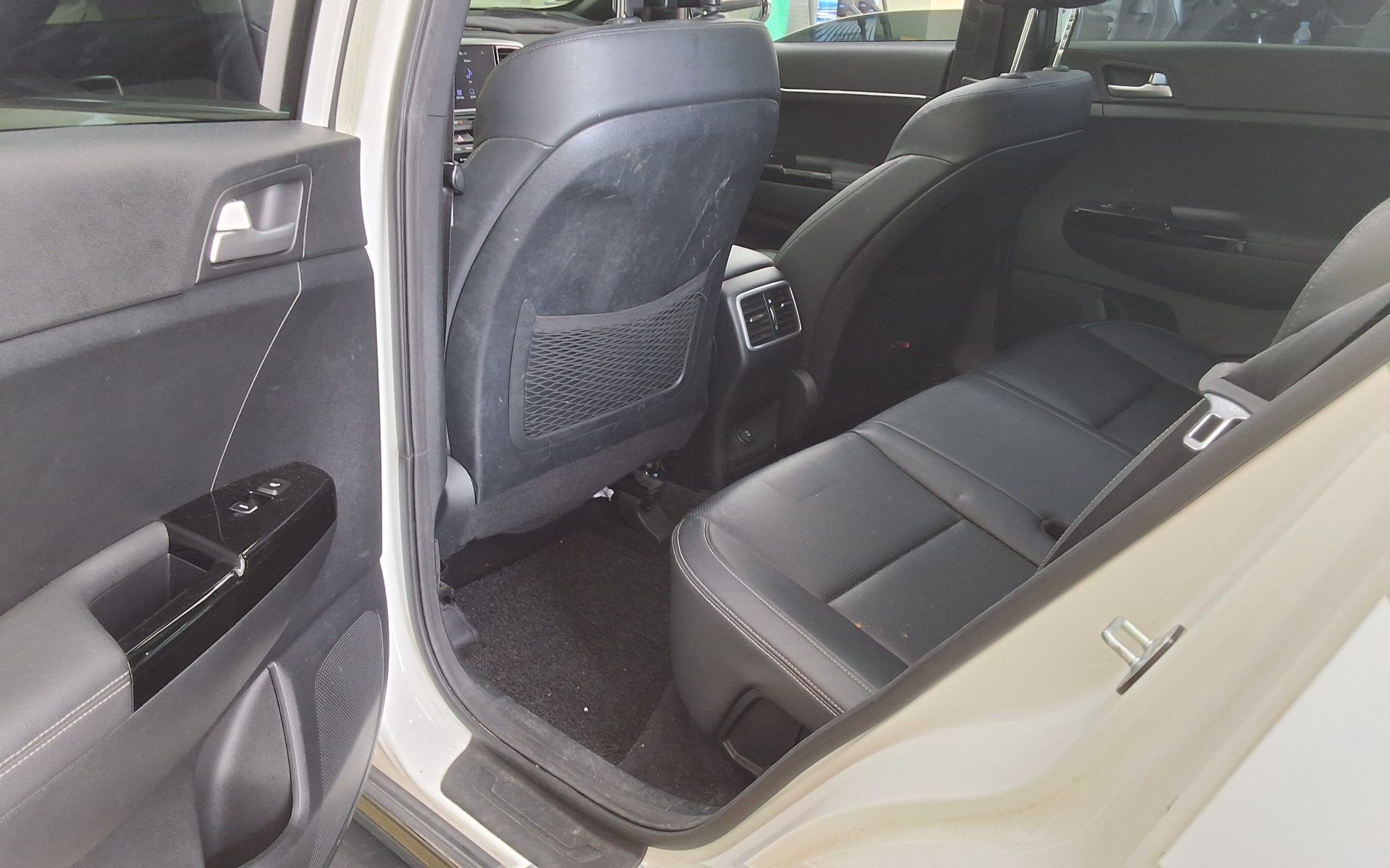 2019 - kia sportage