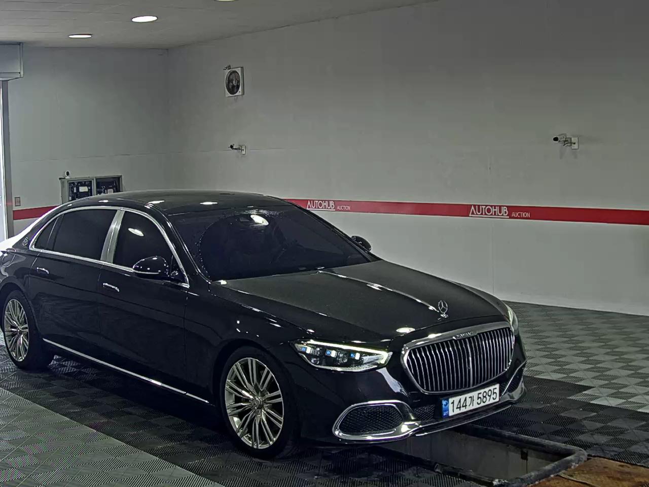 2022 - mercedes-benz s580
