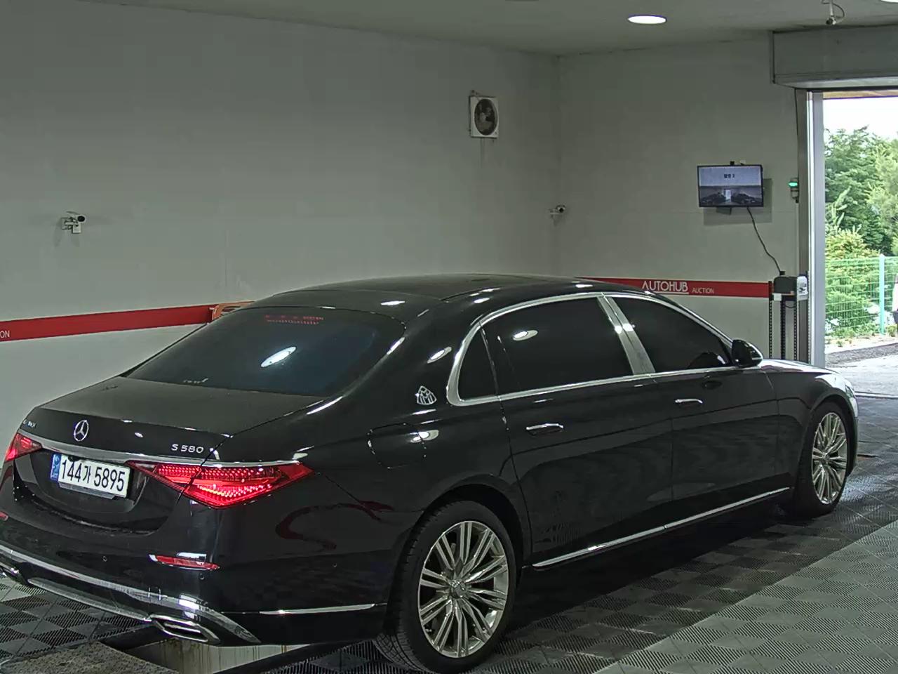 2022 - mercedes-benz s580