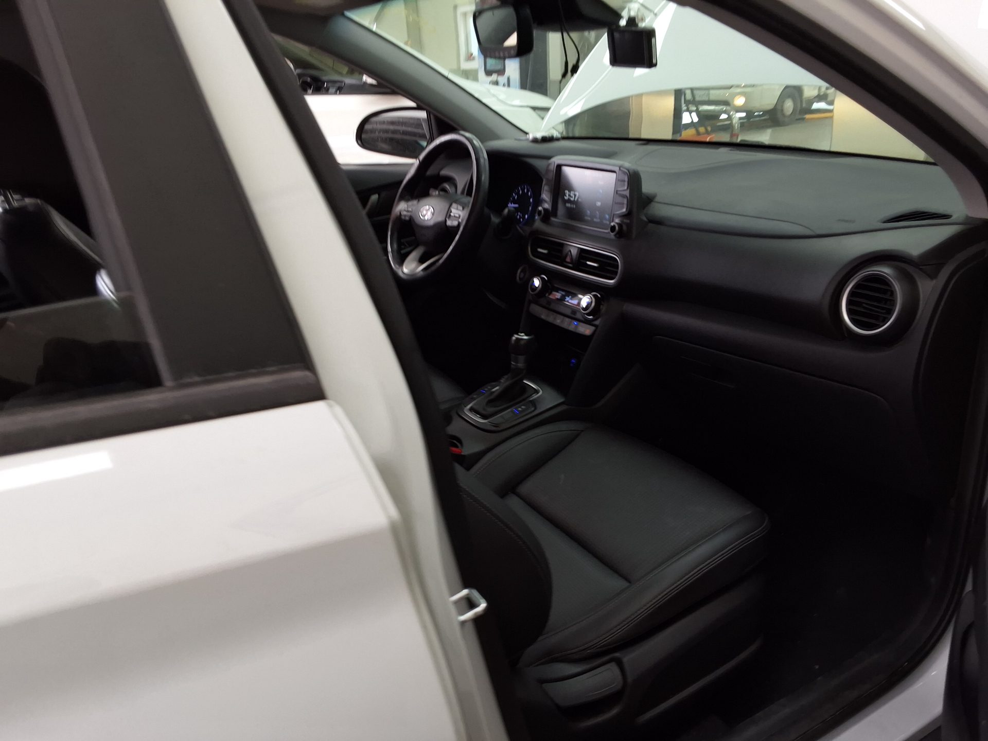 2020 - hyundai kona
