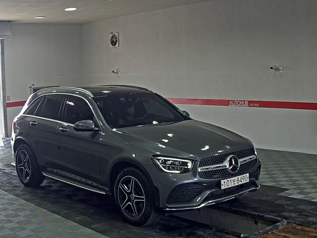 2022 - mercedes-benz glc 300
