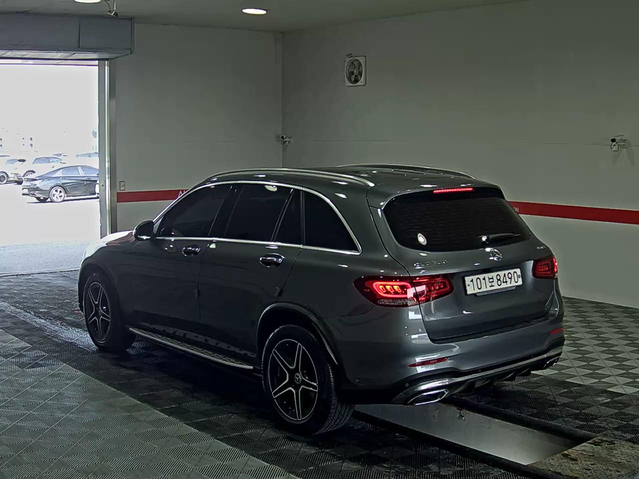 2022 - mercedes-benz glc 300