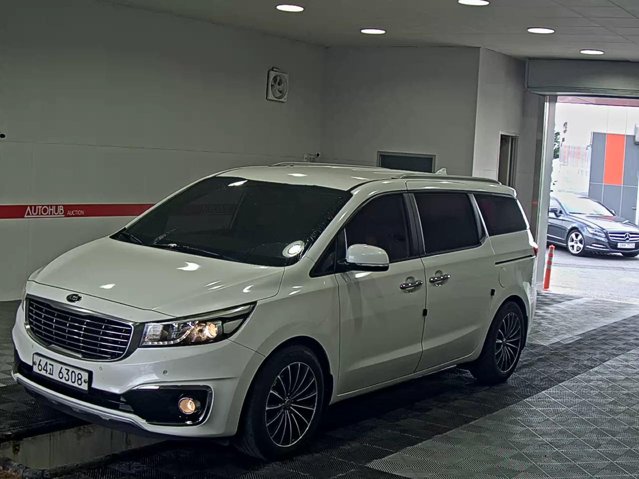 2016 - kia carnival