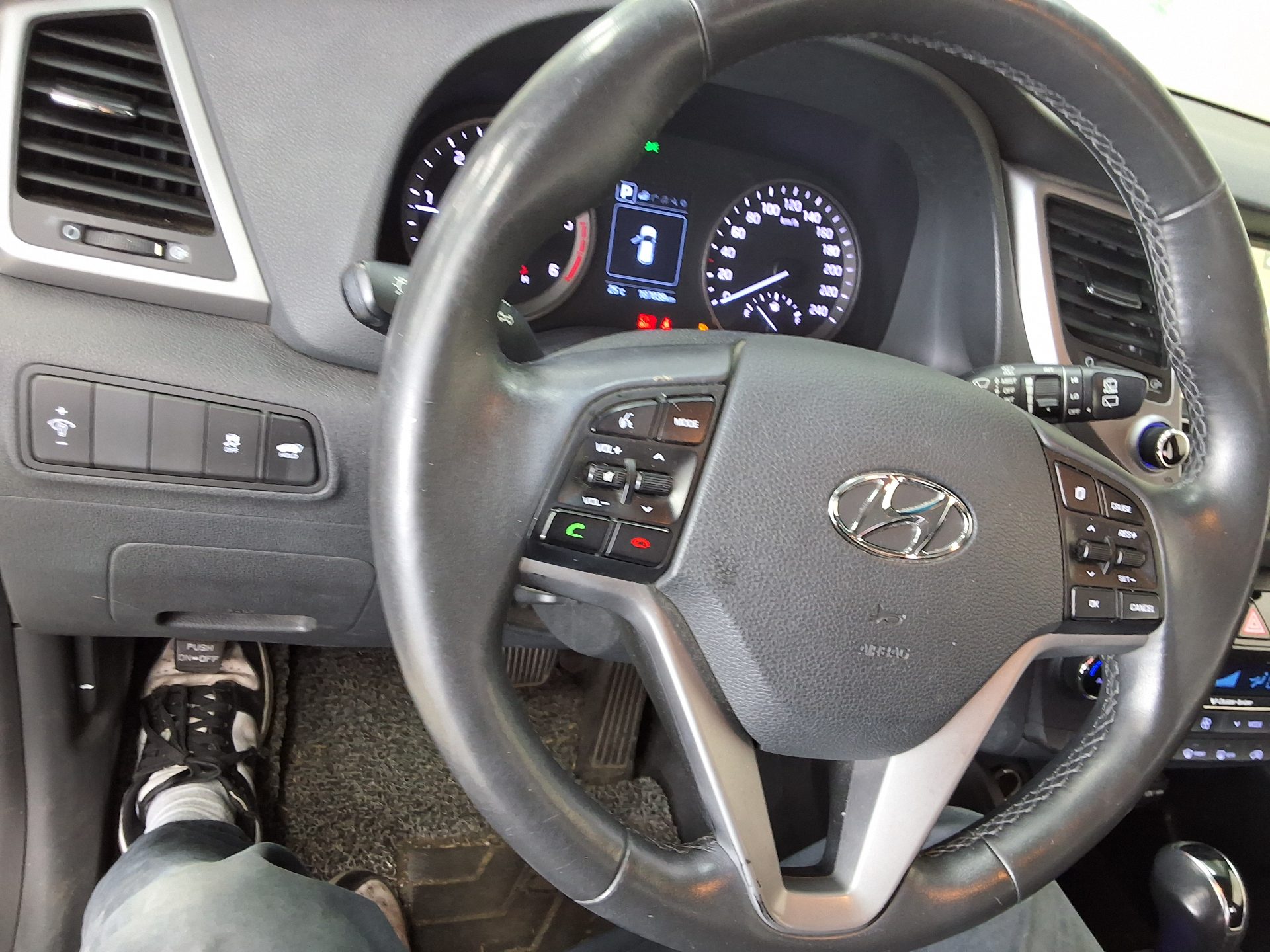 2017 - hyundai tucson