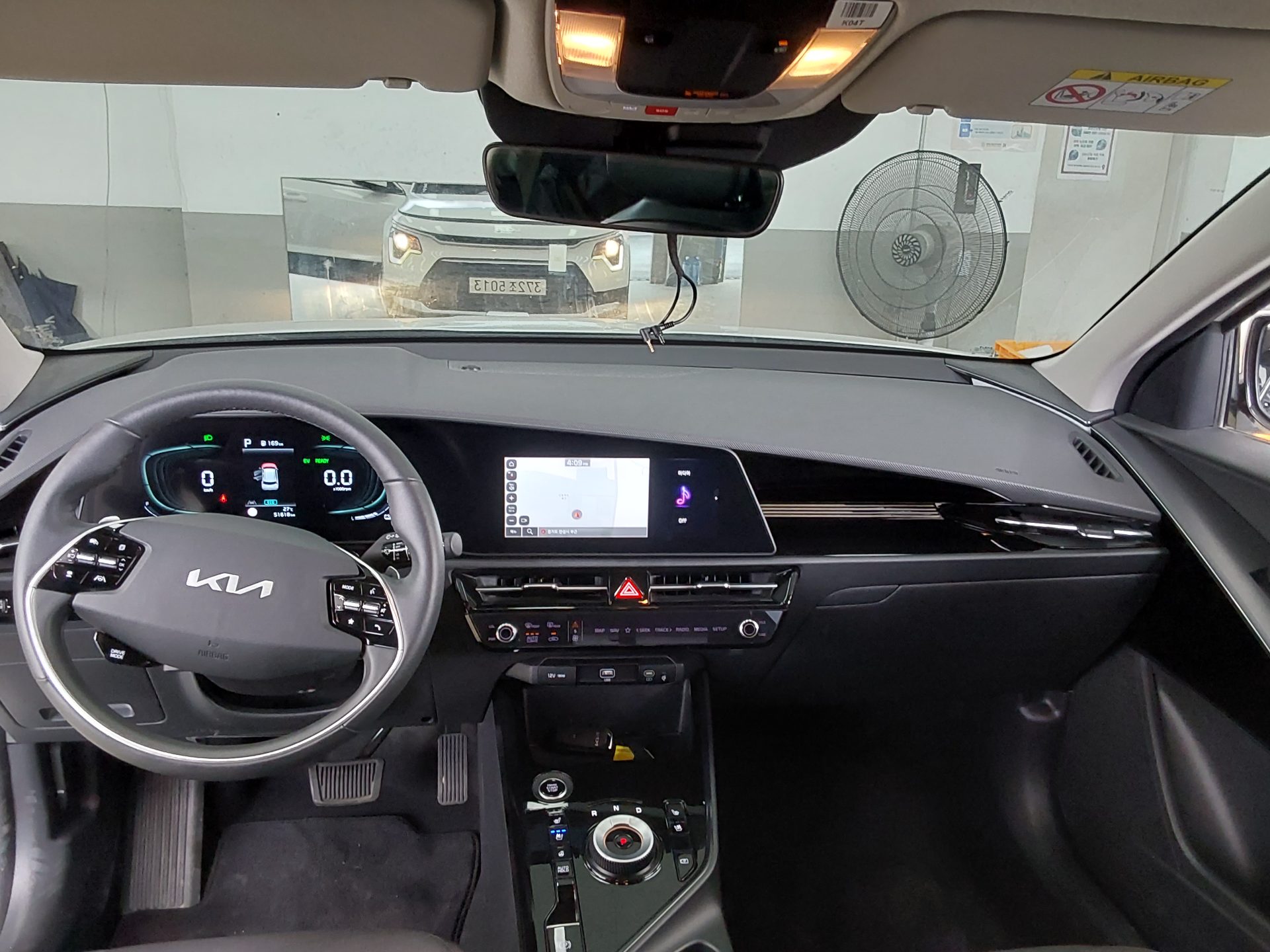 2024 - kia niro