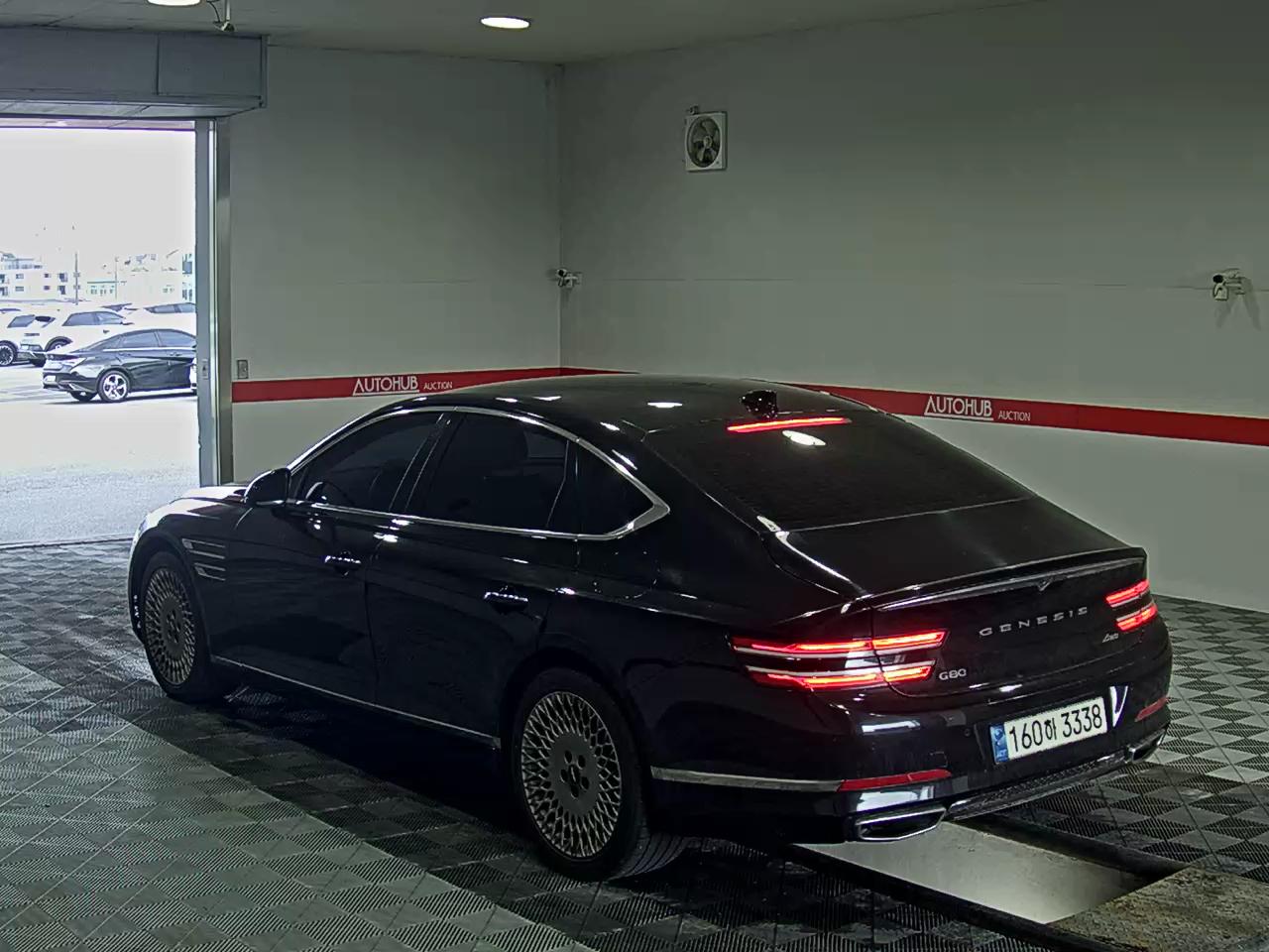 2021 - genesis g80