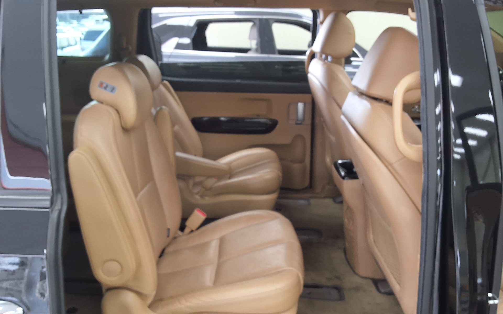 2020 - kia carnival