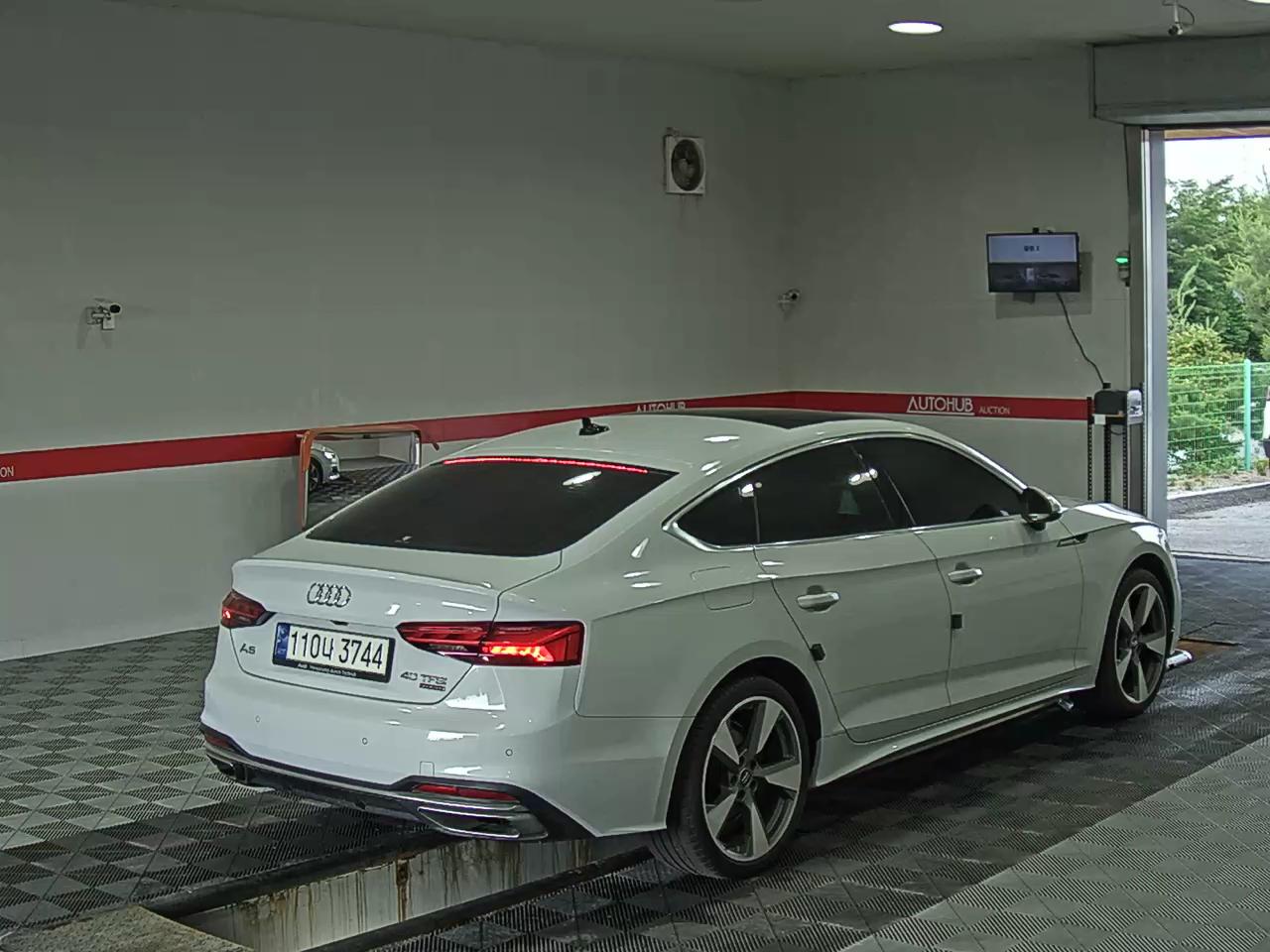 2021 - audi a5