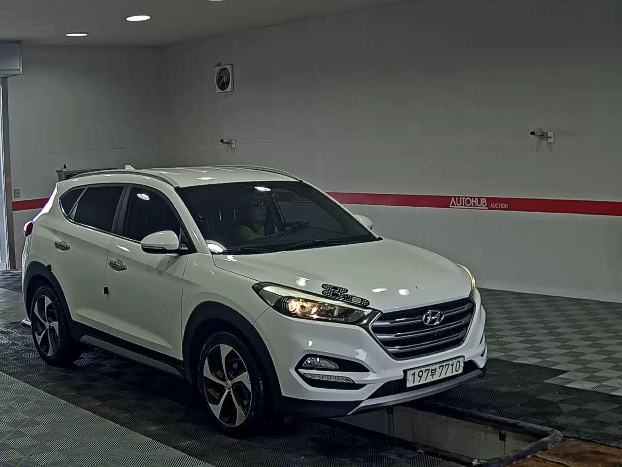 2017 - hyundai tucson