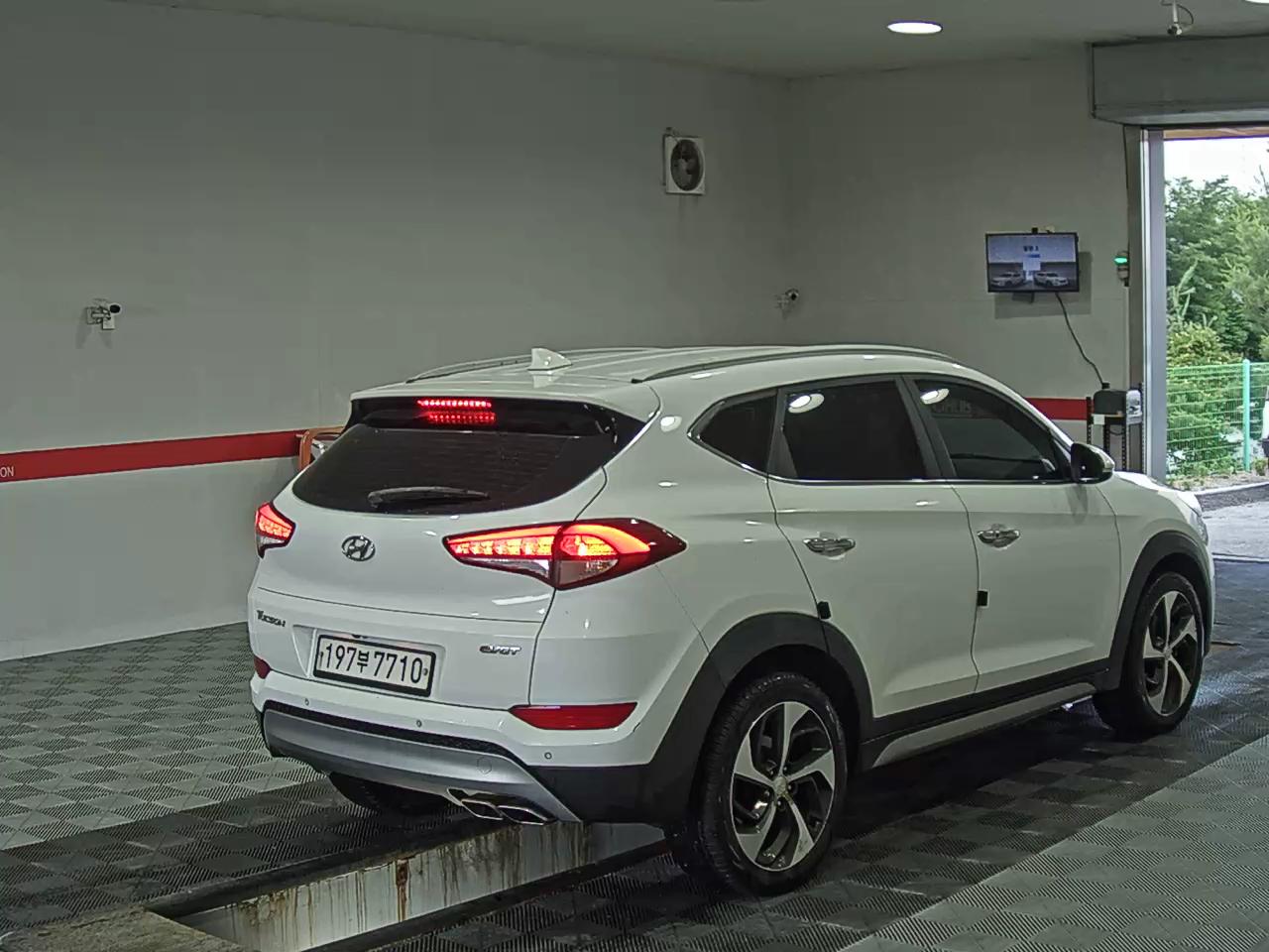 2017 - hyundai tucson
