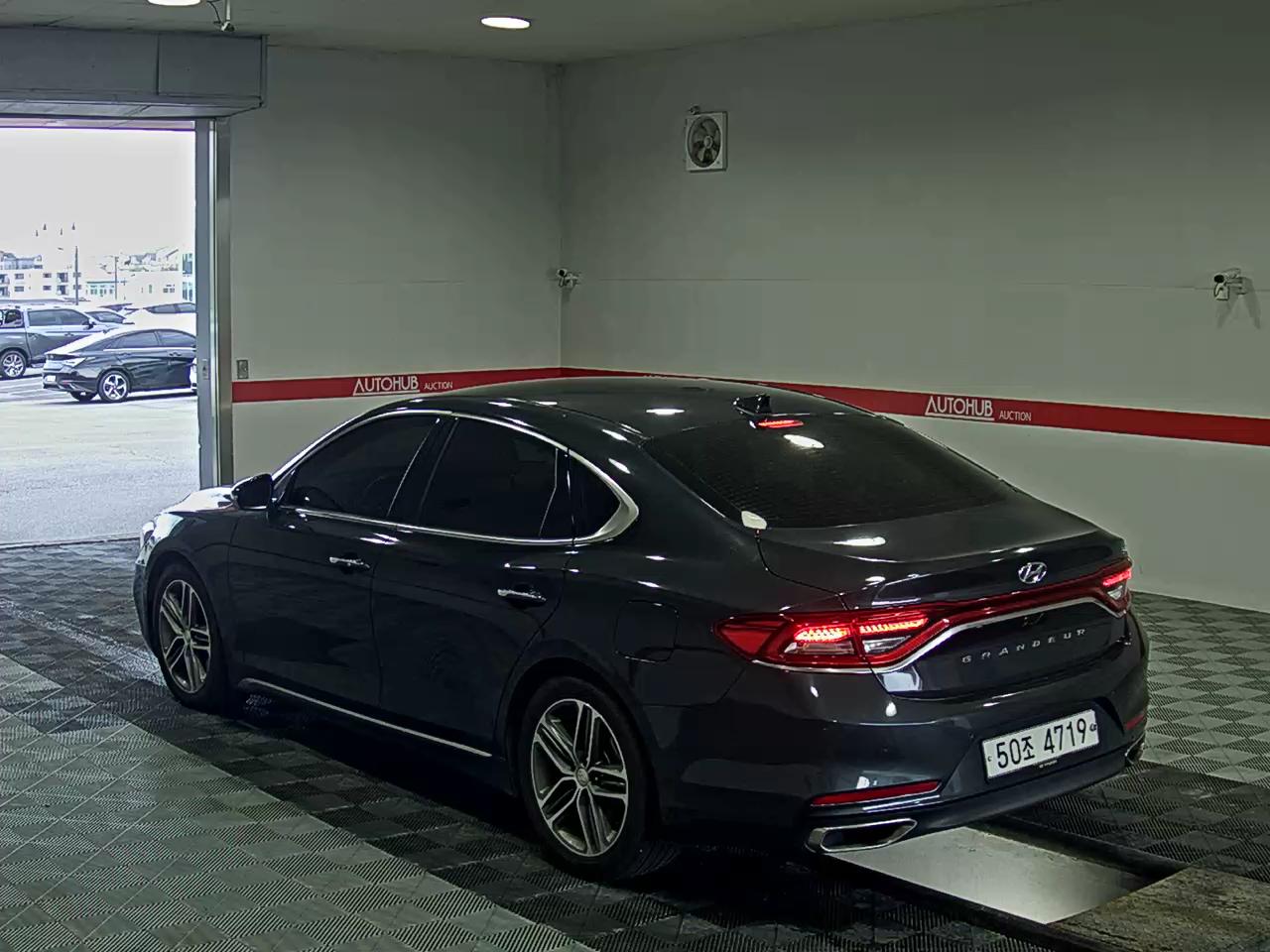 2017 - hyundai grandeur