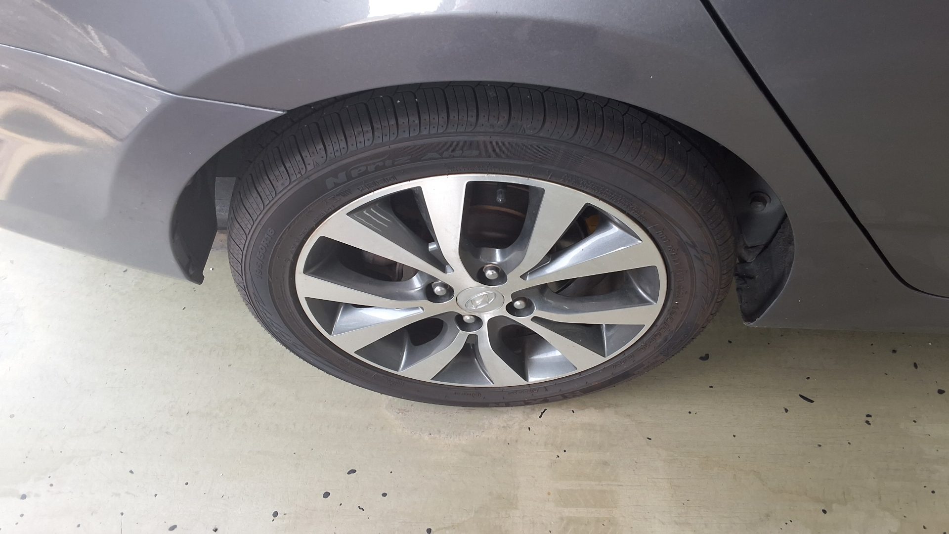 2014 - hyundai accent