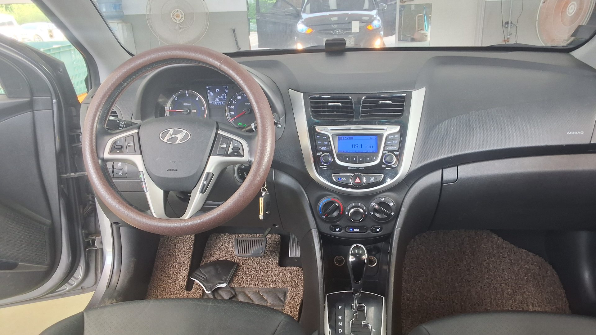 2014 - hyundai accent