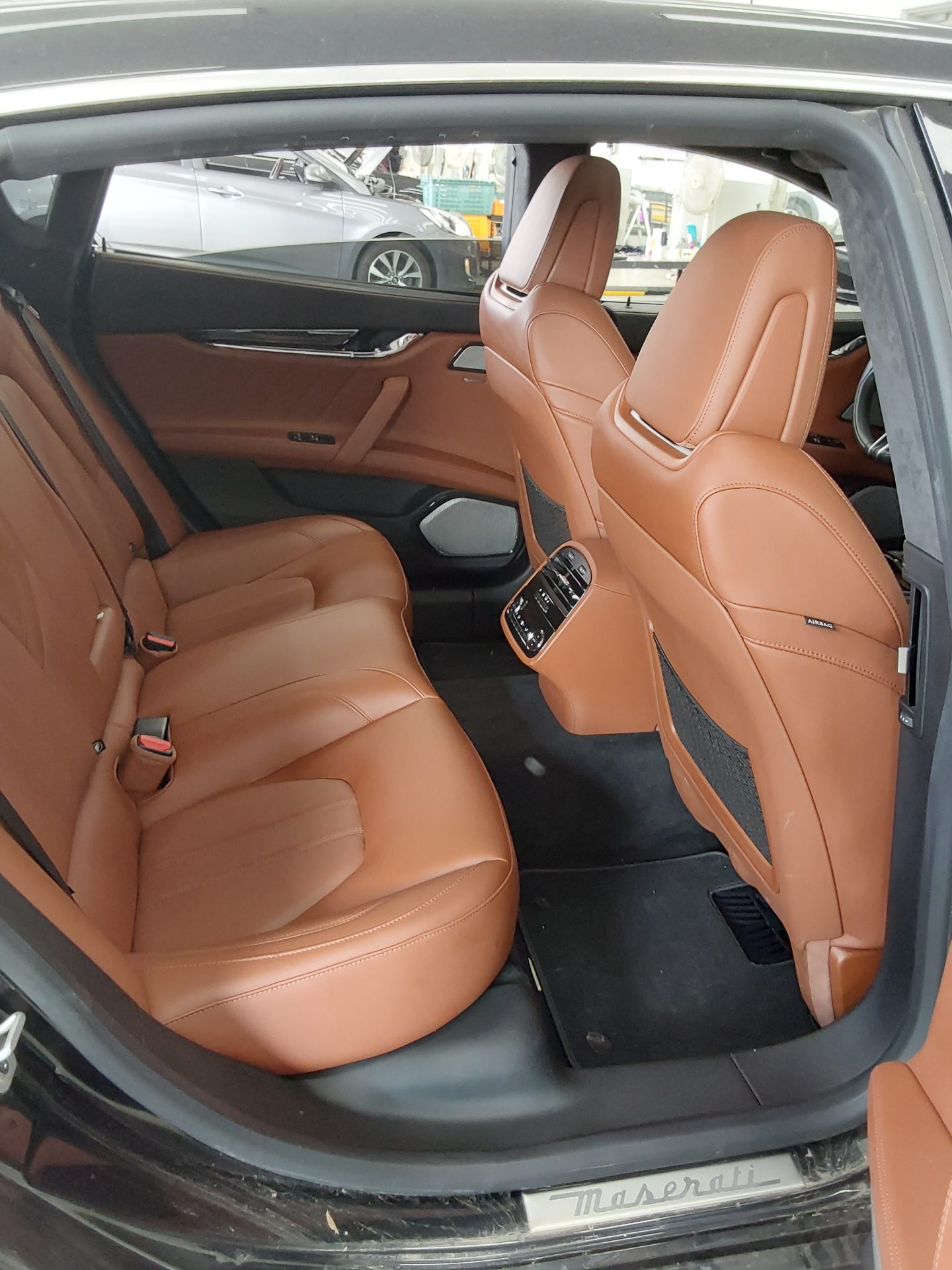 2023 - maserati quattroporte
