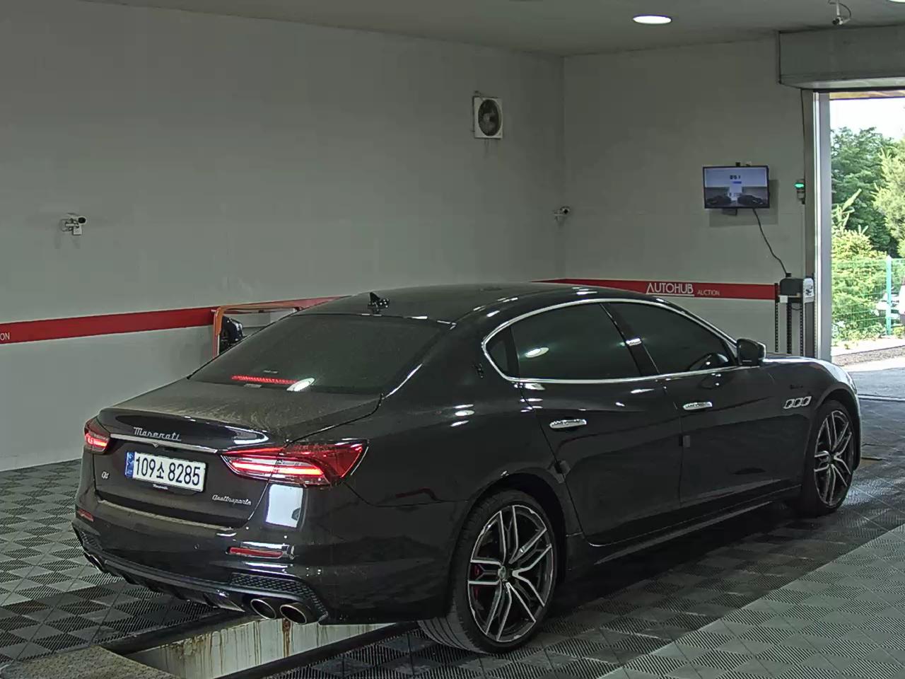 2023 - maserati quattroporte