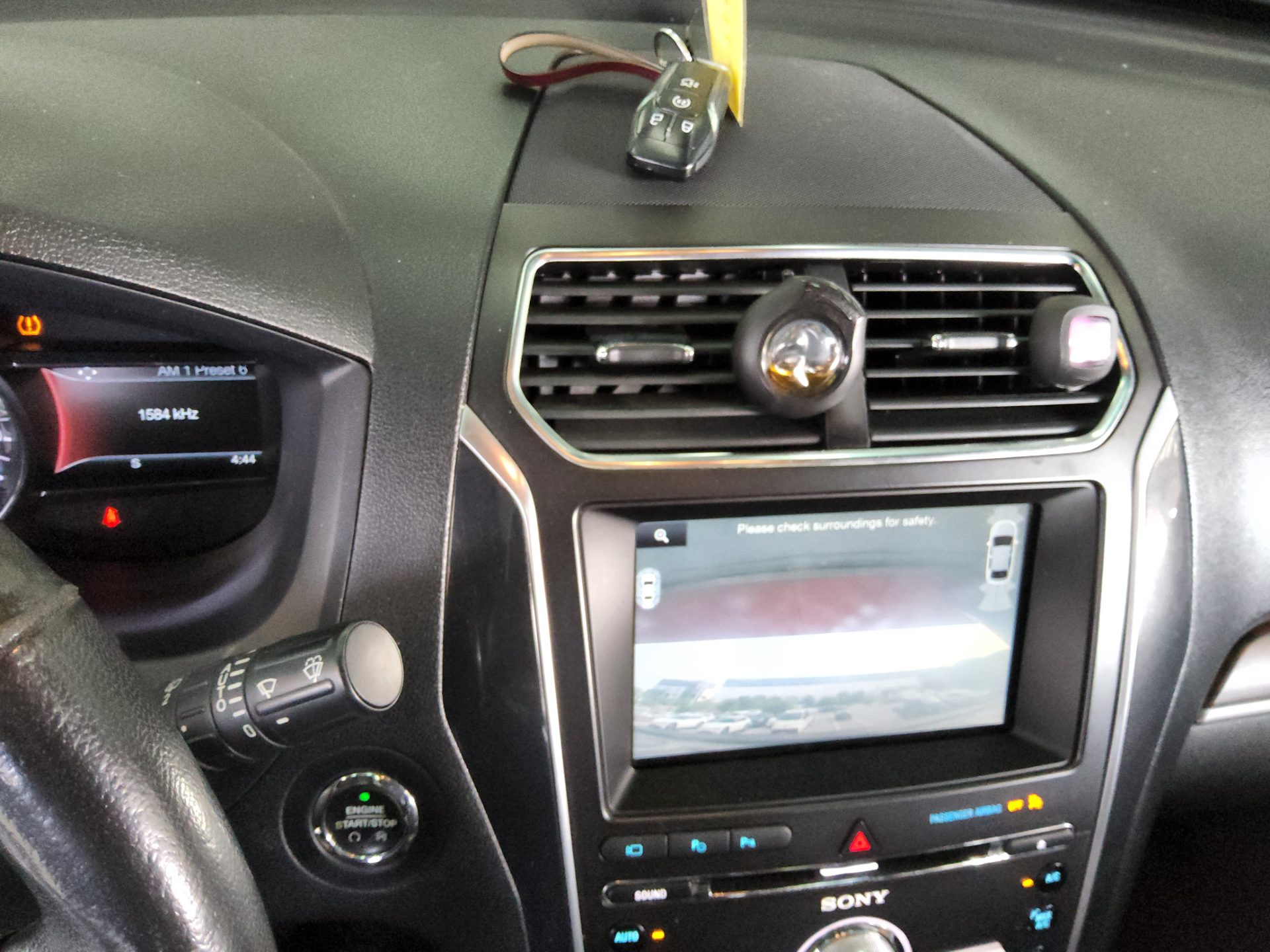 2016 - ford explorer