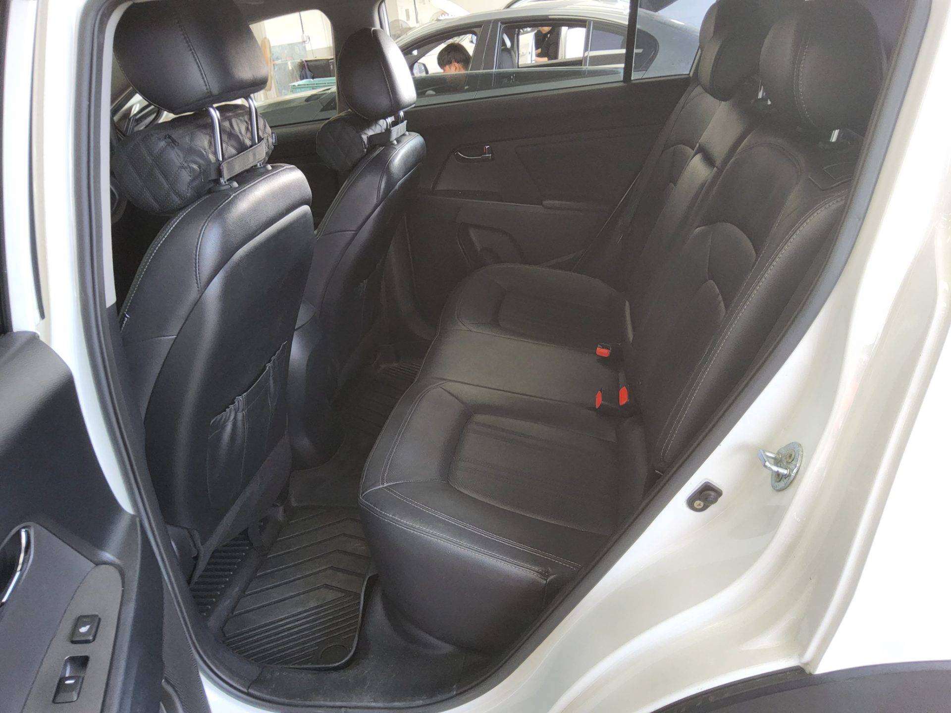 2012 - kia sportage