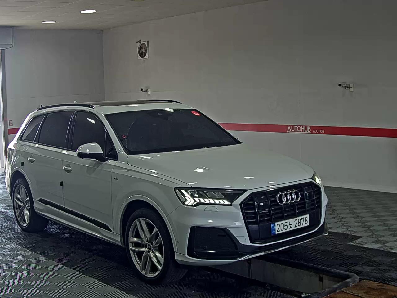 2023 - audi q7