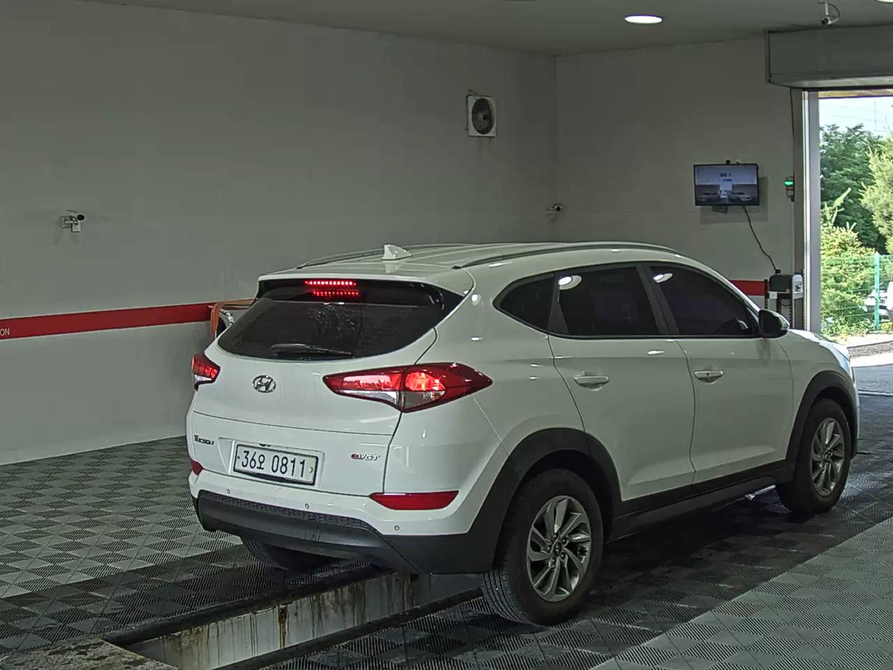 2016 - hyundai tucson