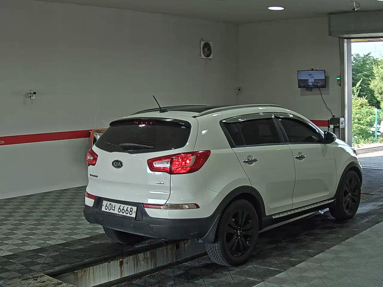 2012 - kia sportage