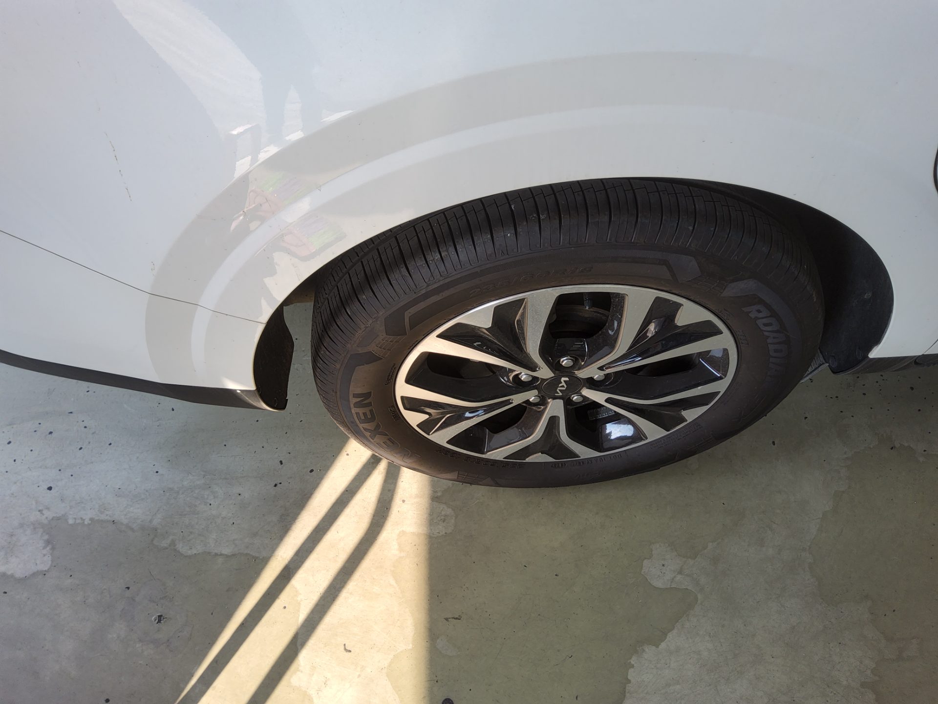 2023 - kia carnival