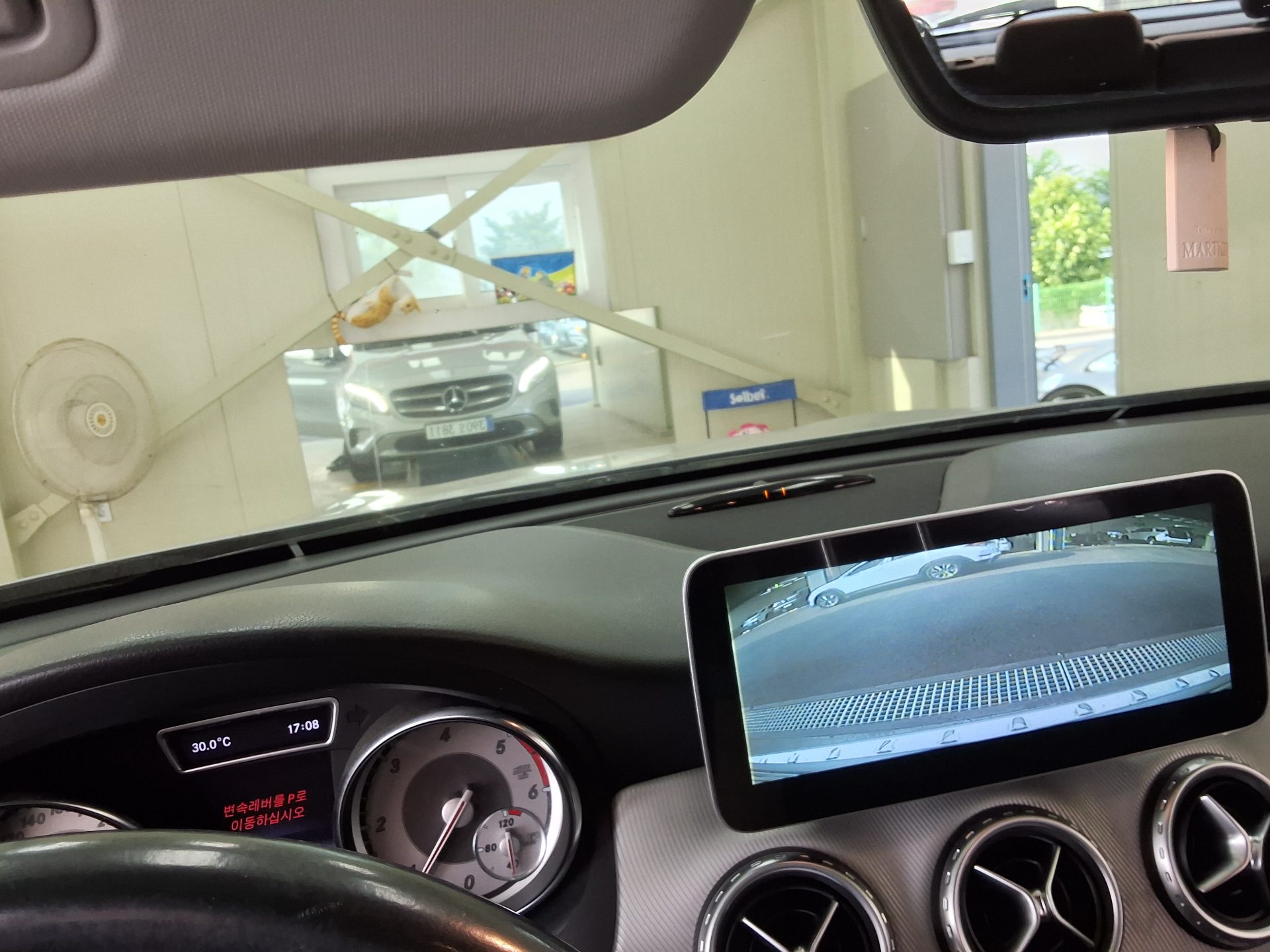 2015 - mercedes-benz 200