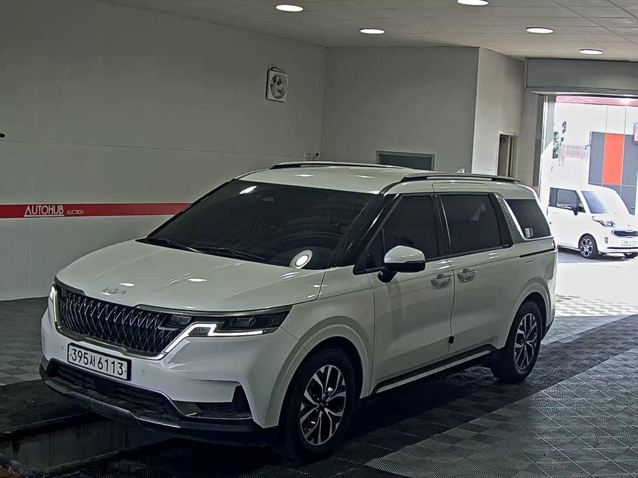 KIA CARNIVAL (KA4)