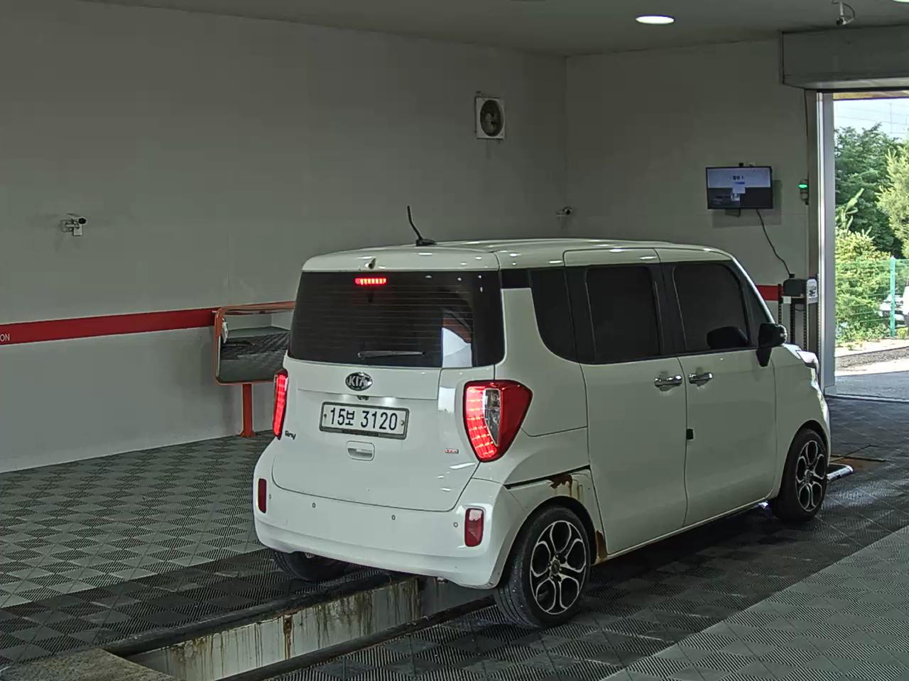 2013 - kia ray