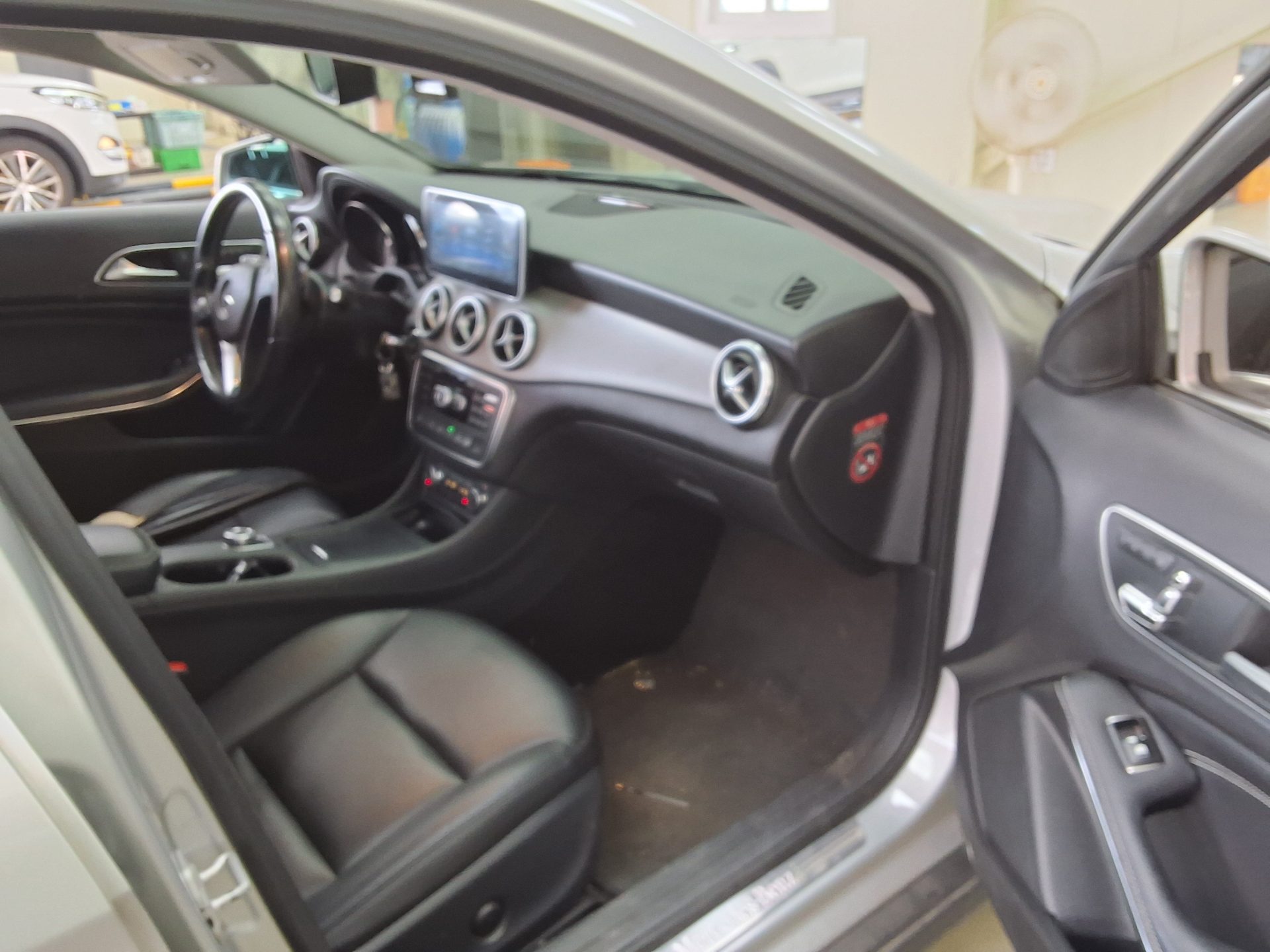 2015 - mercedes-benz 200