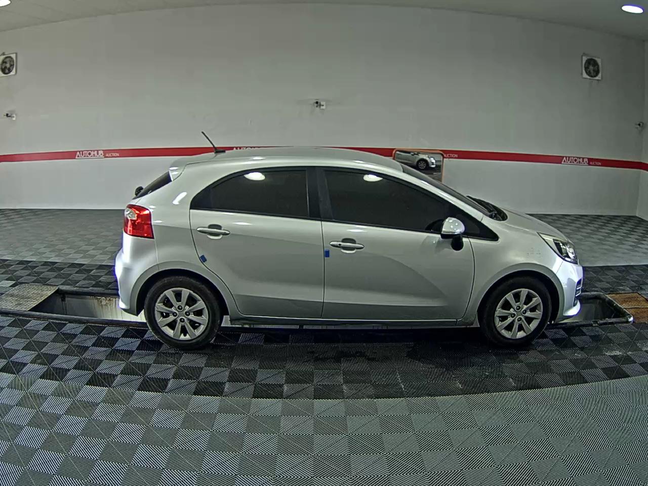 2015 - kia pride
