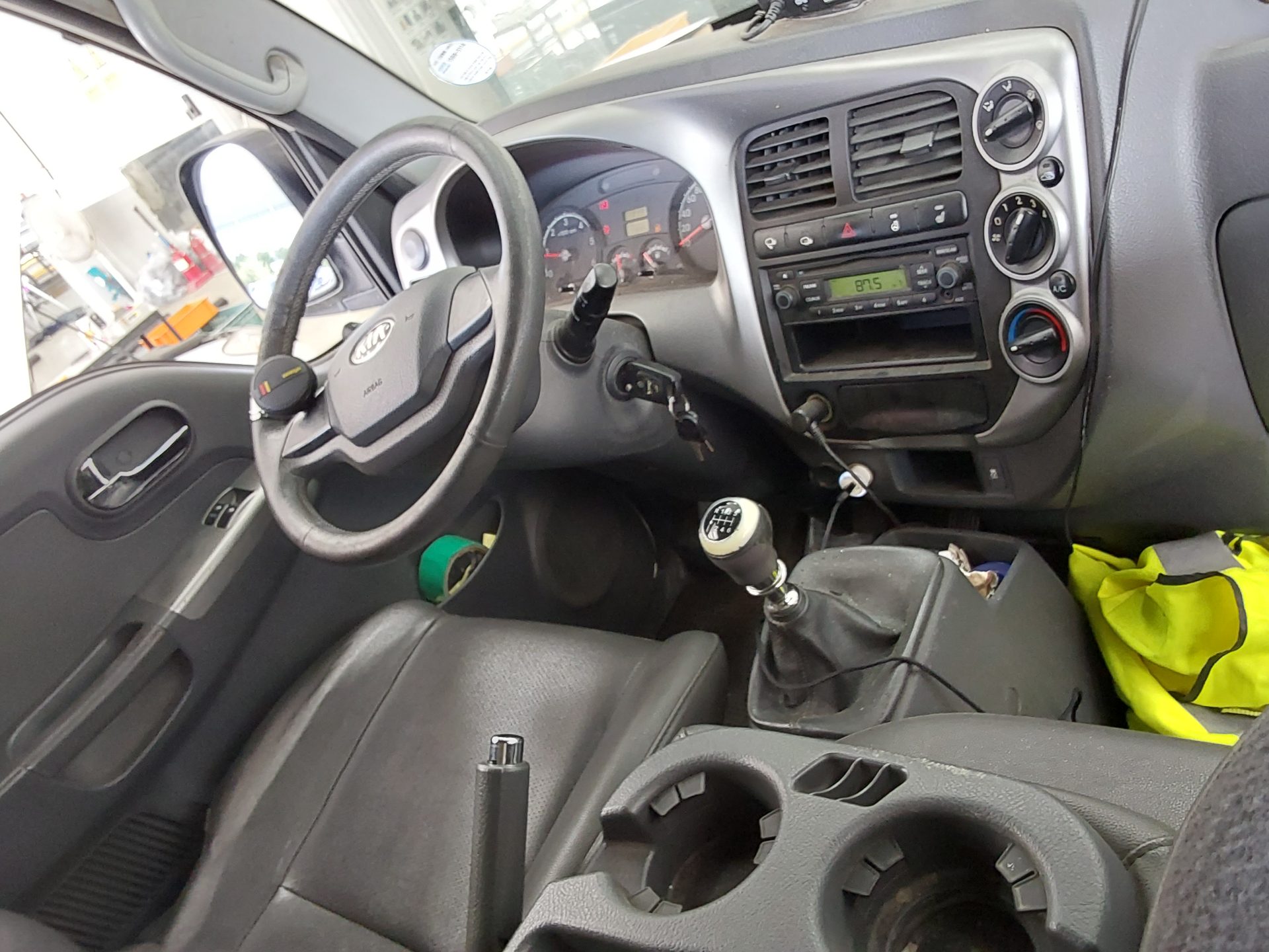 2016 - kia bongo