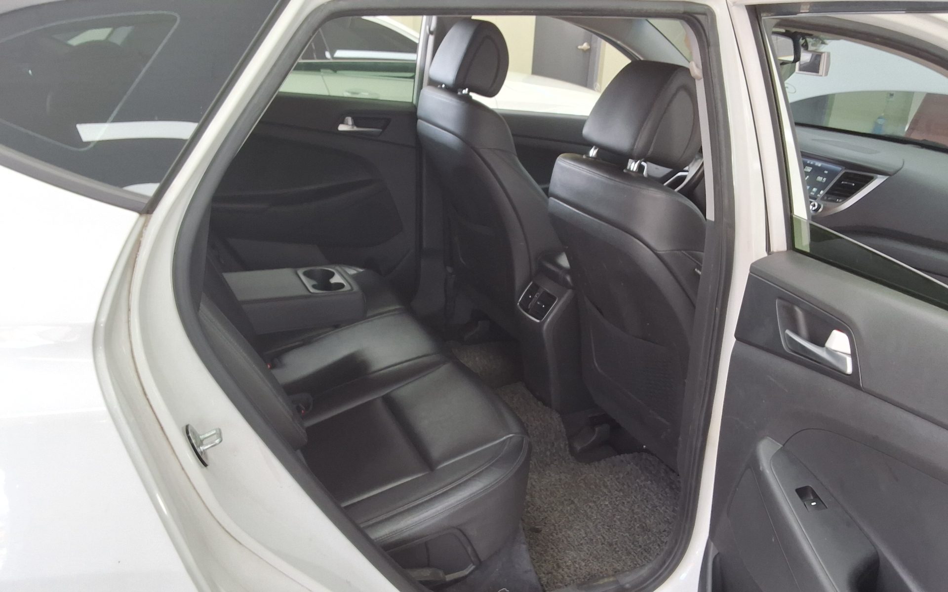 2016 - hyundai tucson