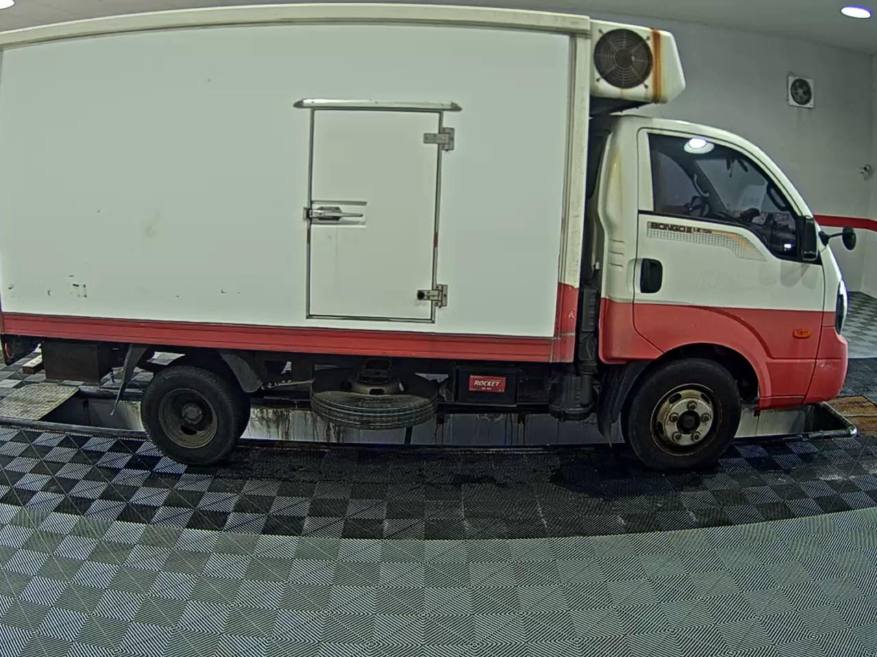2016 - kia bongo