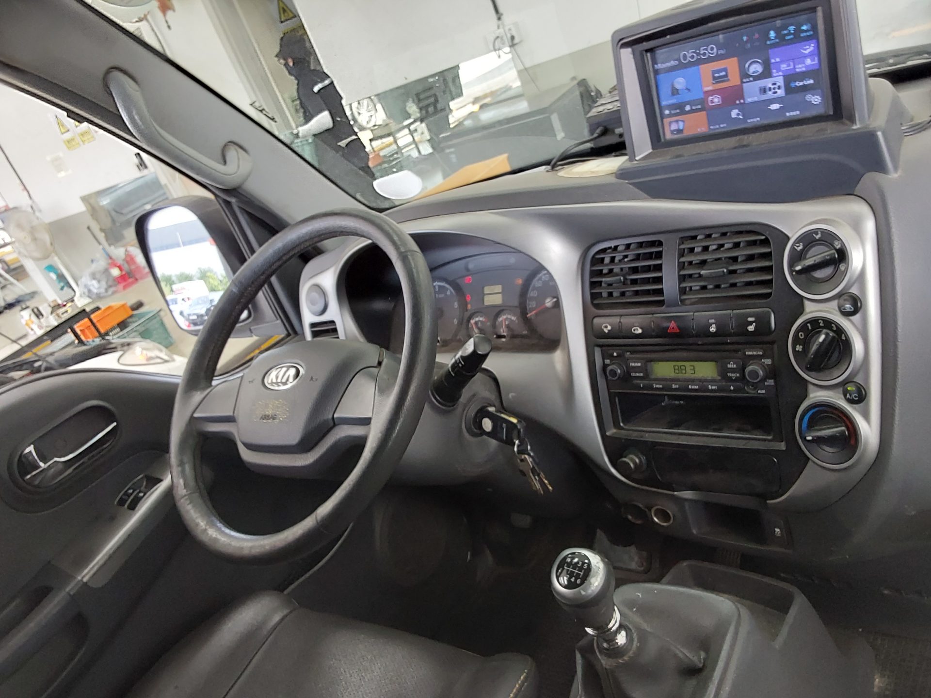 2015 - kia bongo