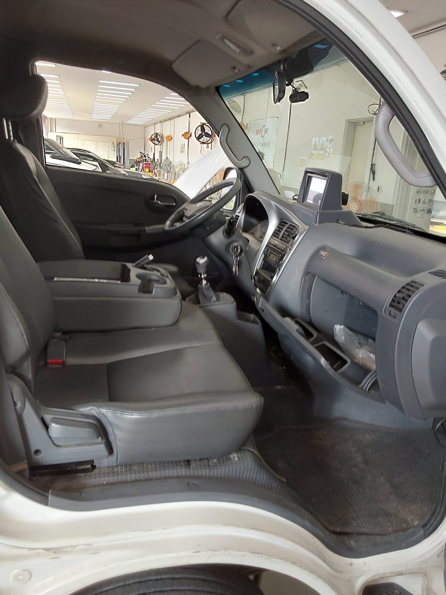 2015 - kia bongo