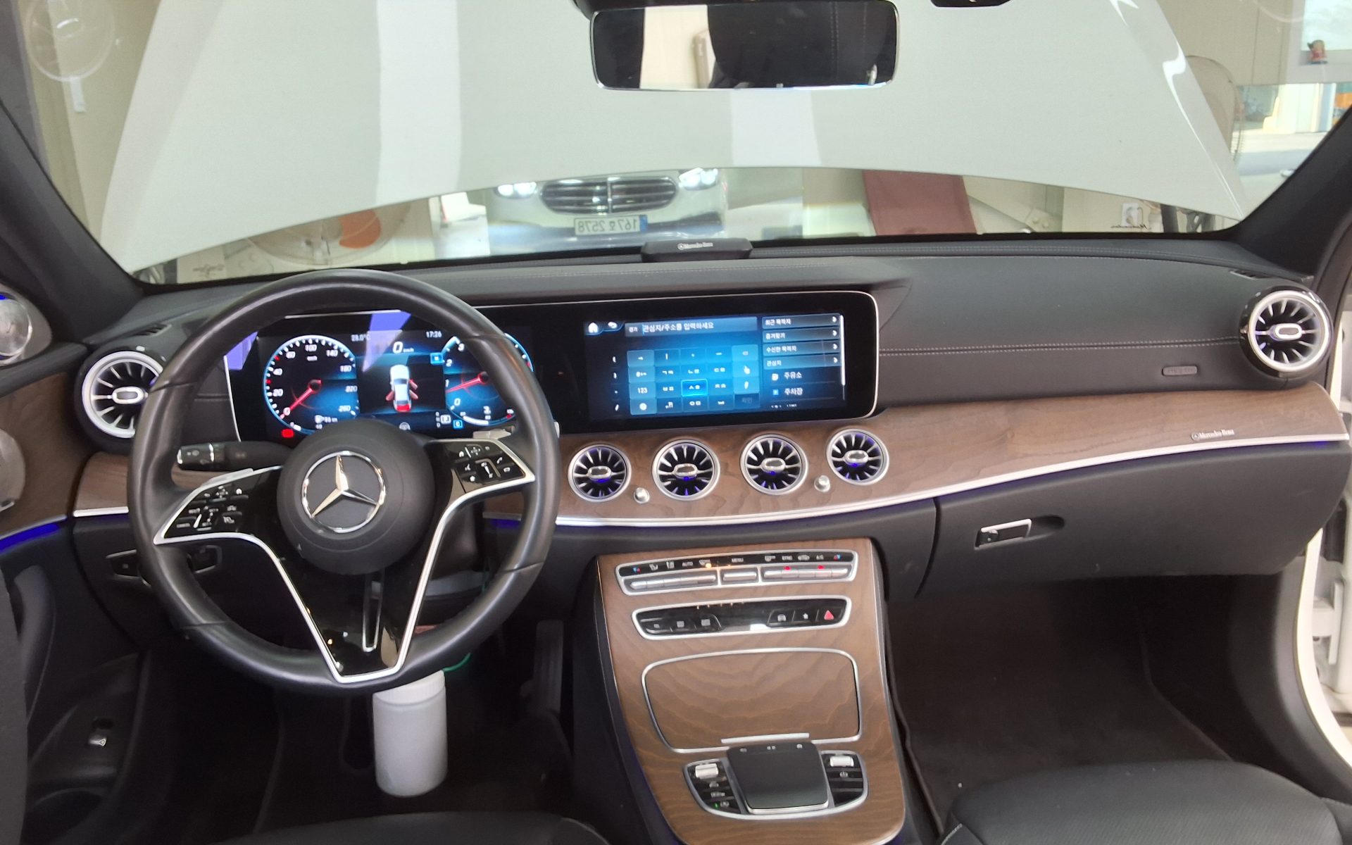 2022 - mercedes-benz e250
