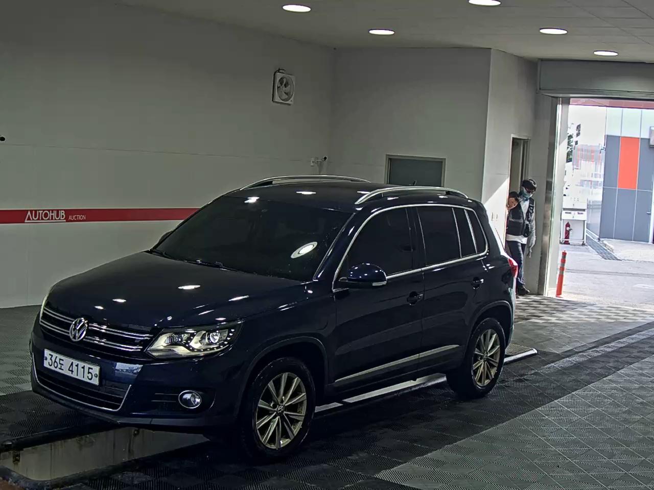 2015 - volkswagen tiguan