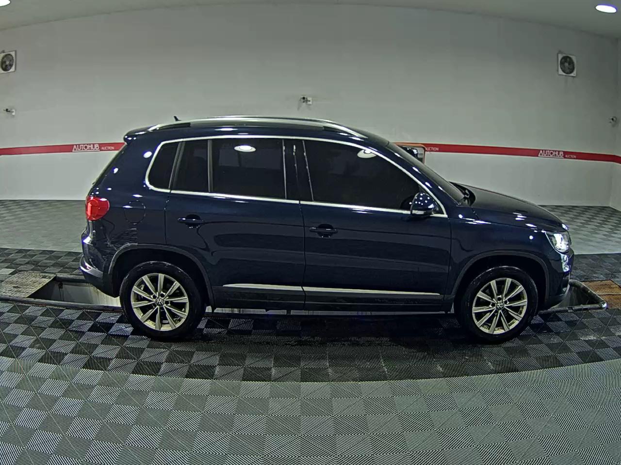 2015 - volkswagen tiguan