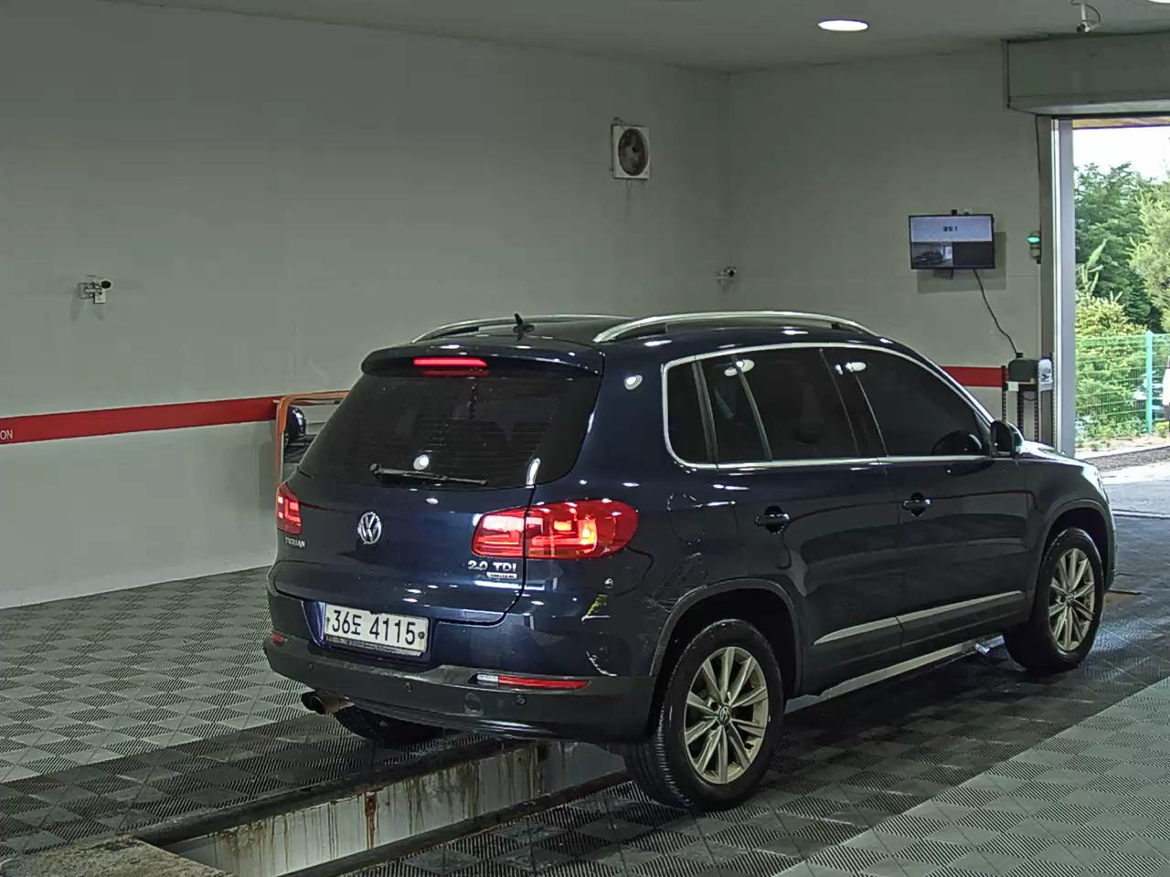 2015 - volkswagen tiguan