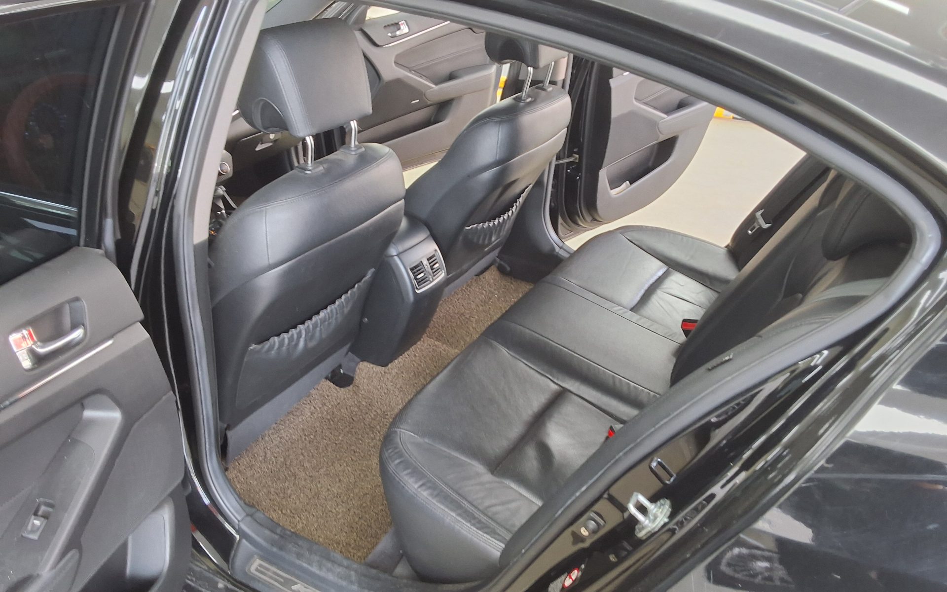2011 - kia k7