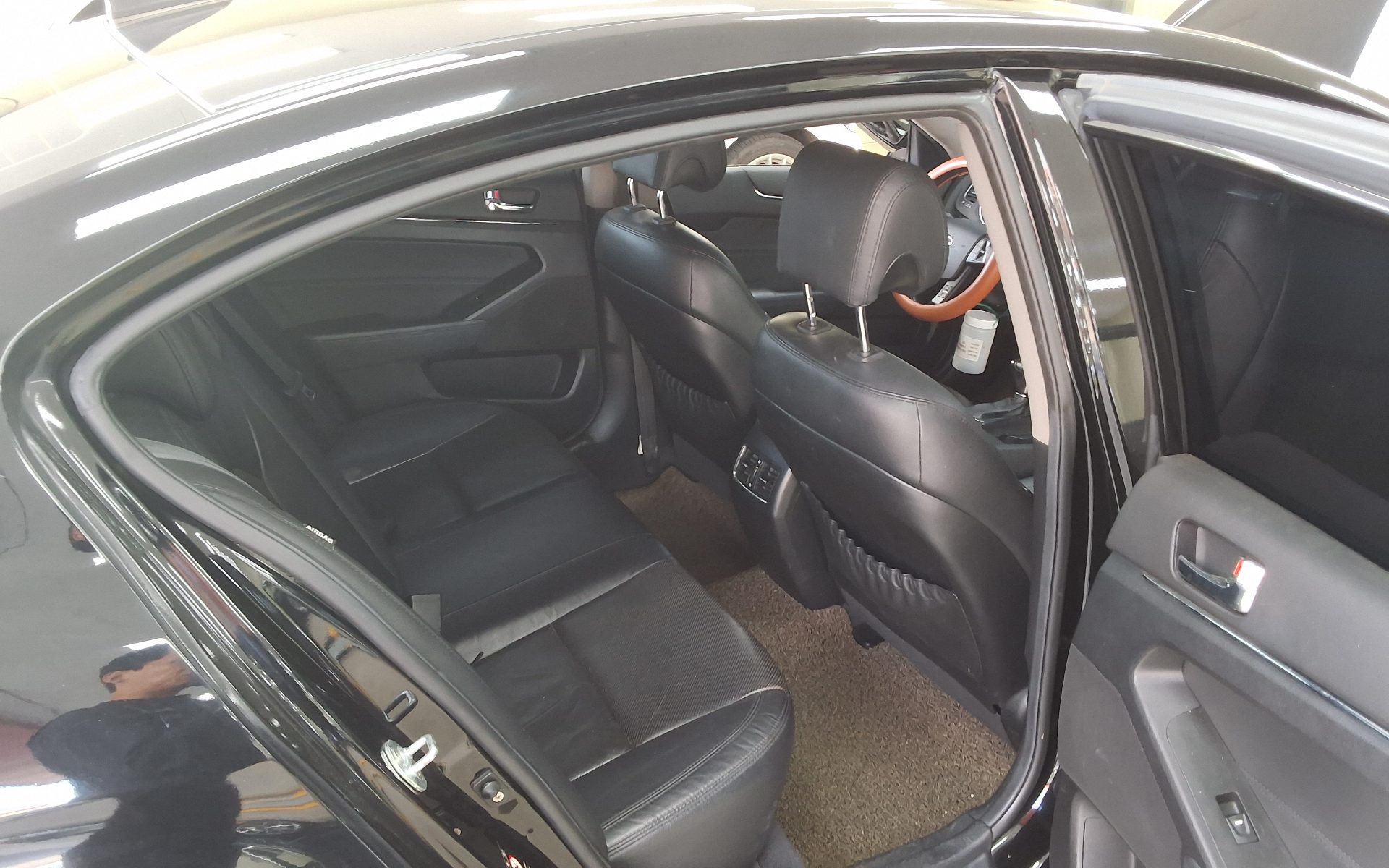 2011 - kia k7